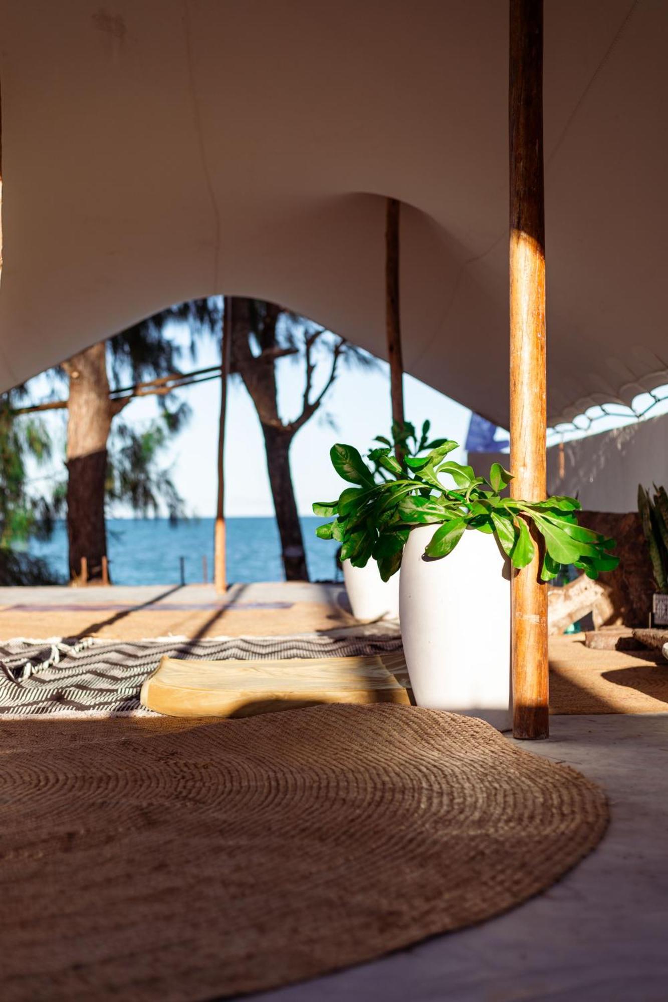 B4 Beach Club Paje Dış mekan fotoğraf